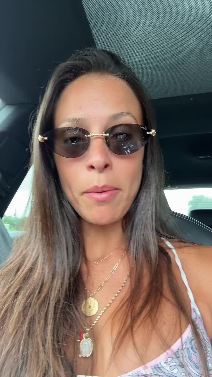 @andreanuceteelliott