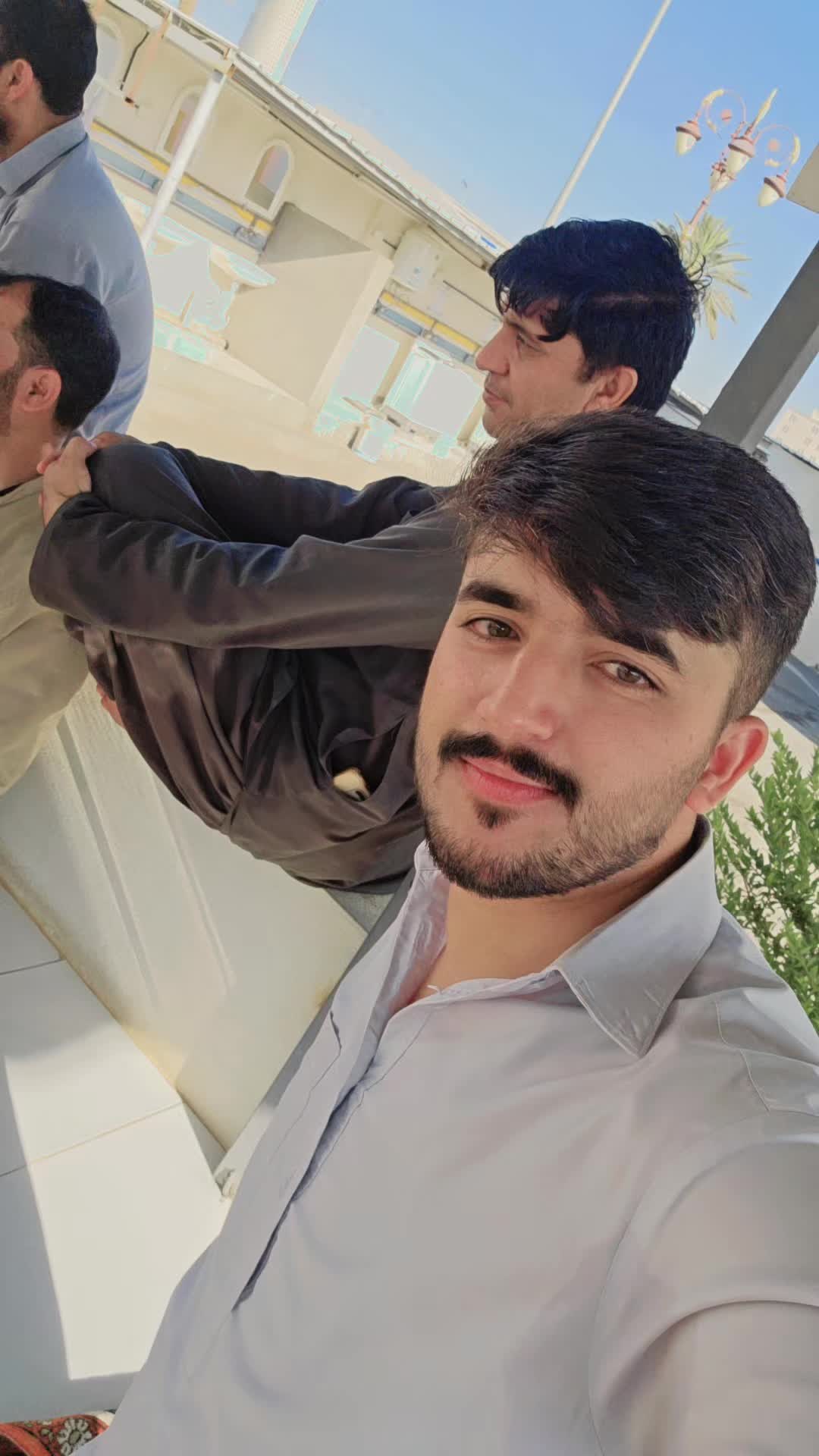 @Sheikh Zada کشمیری