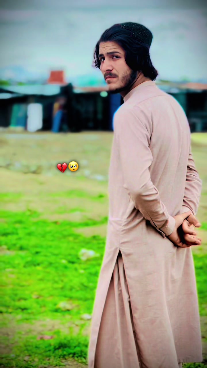 @🦅مسافر جانان😍۔۔👀
