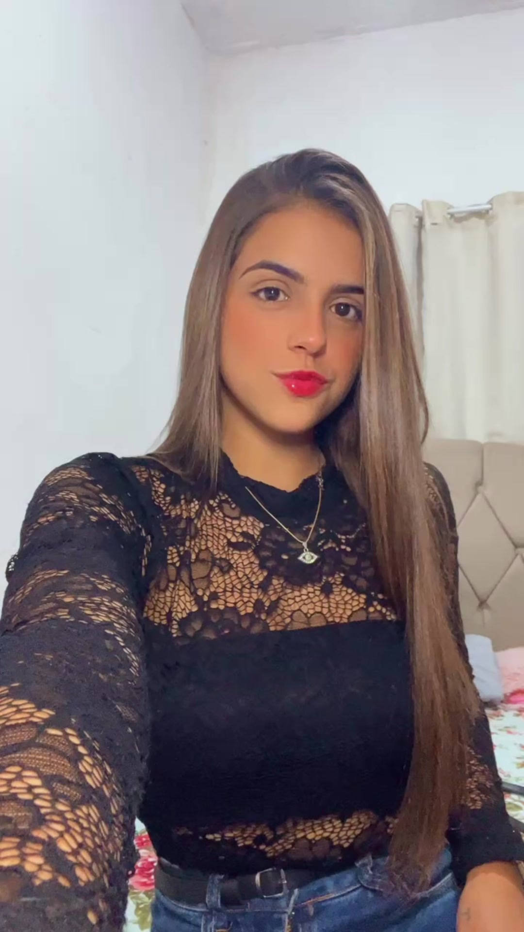 @Ana Vit&oacute;ria ❤️&zwj;🔥