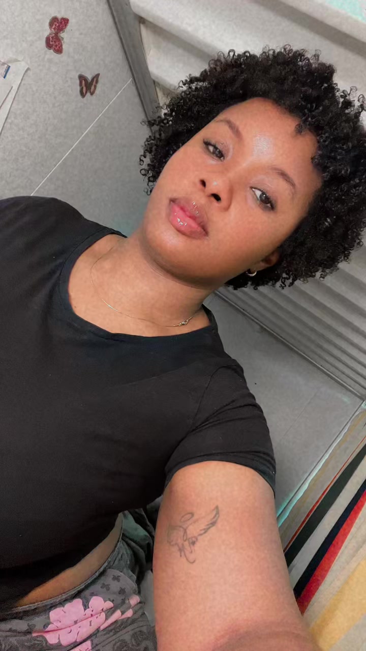 @Royalbadii Yanique
