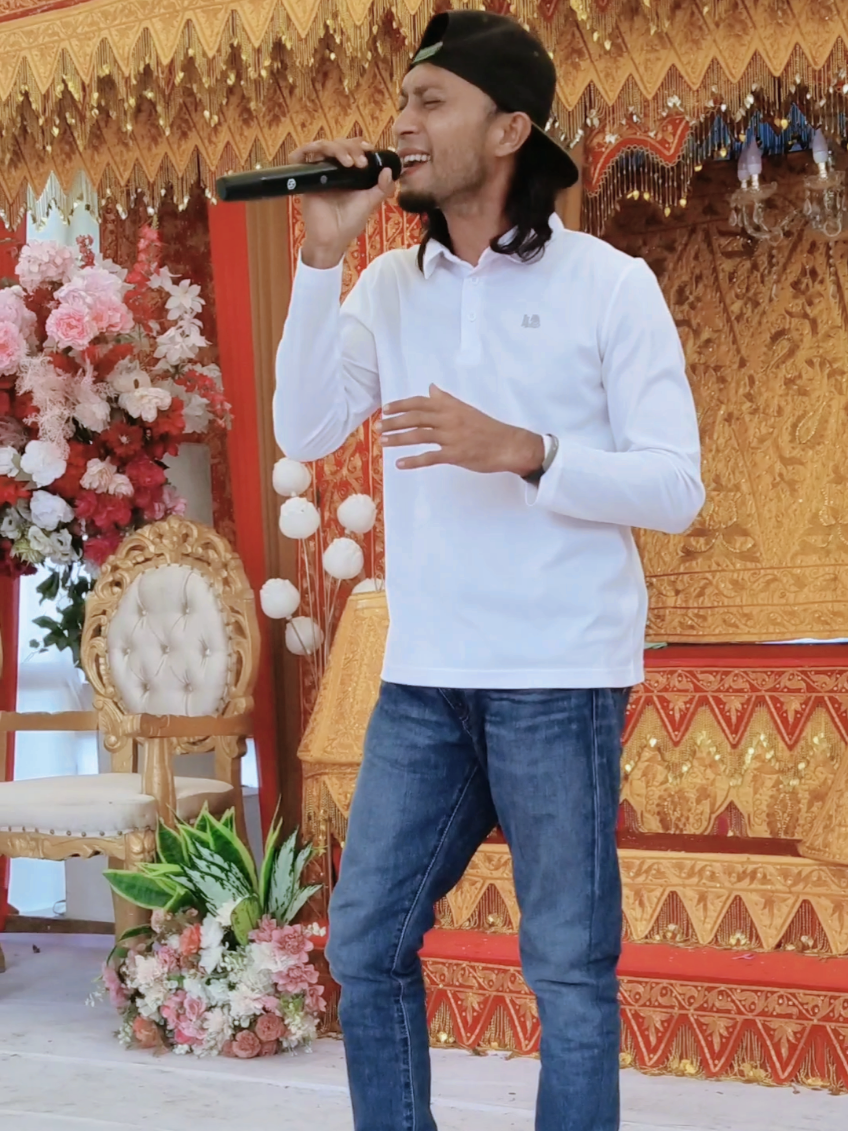 @Ansarull Khan
