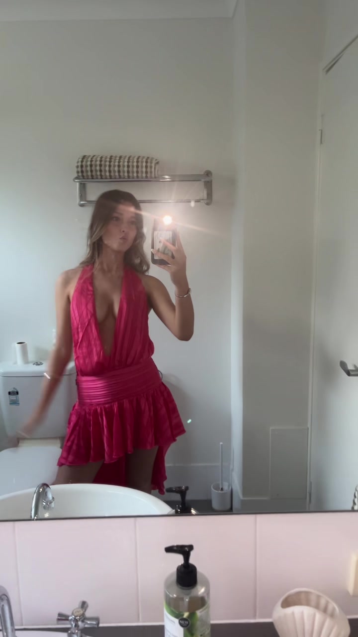 @anaiyax2