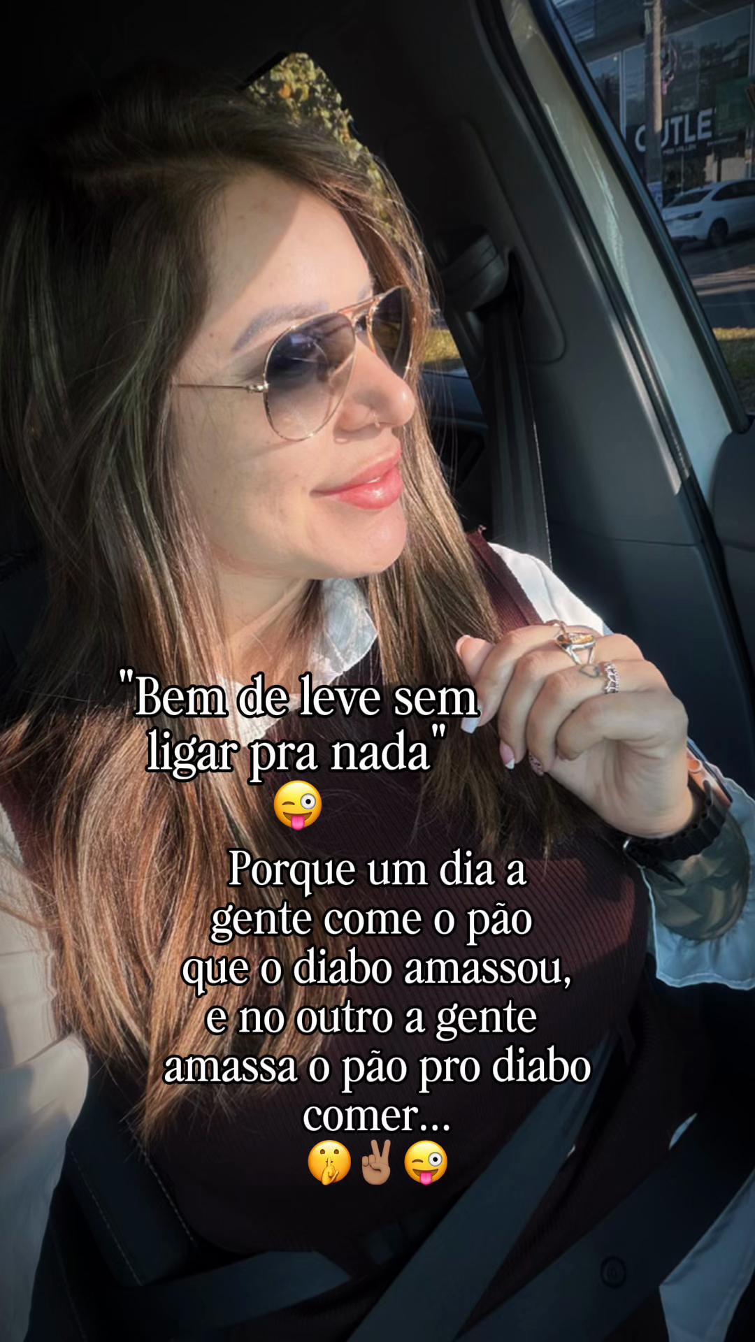 @Viviane