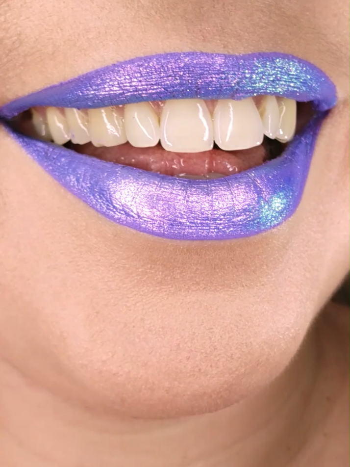@TheMirrorBeauty lip art 💋🌈💄