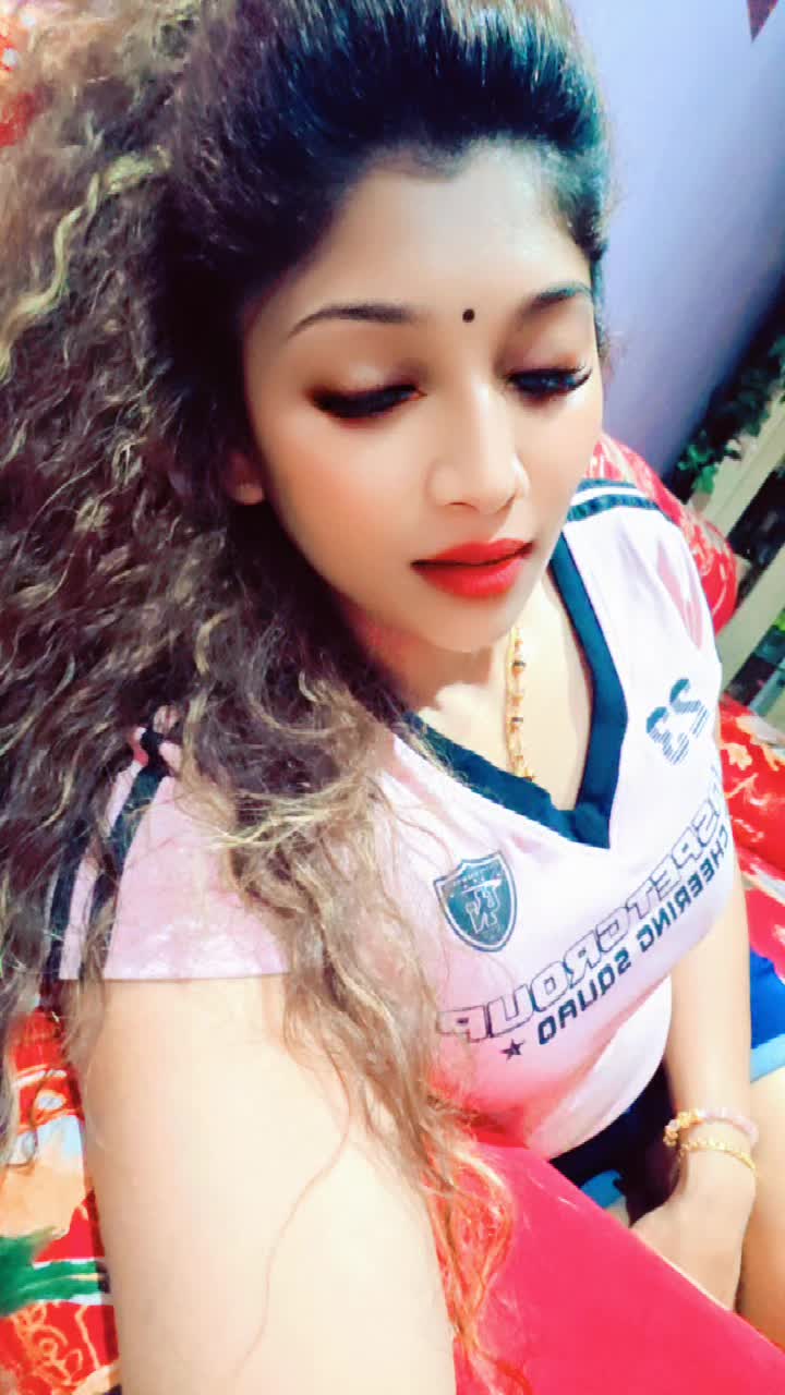 @Marykavitha_28 &hearts;️🖤