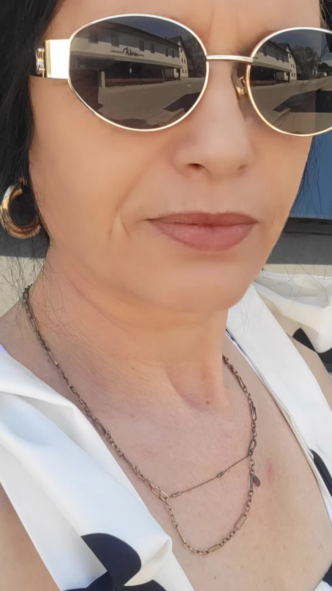 @Lili Lilisor