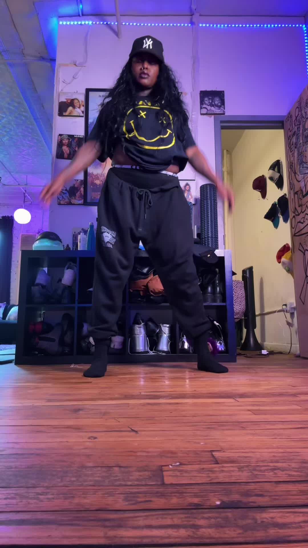 @VanityZo
