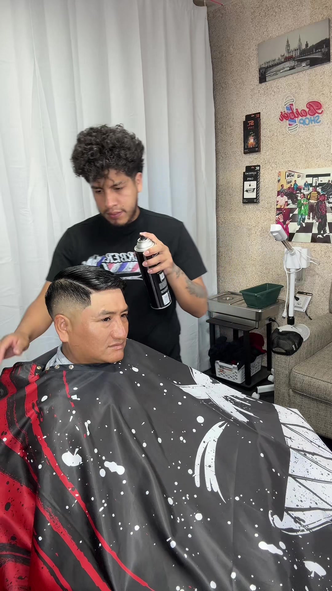 @Isa&iacute; barber