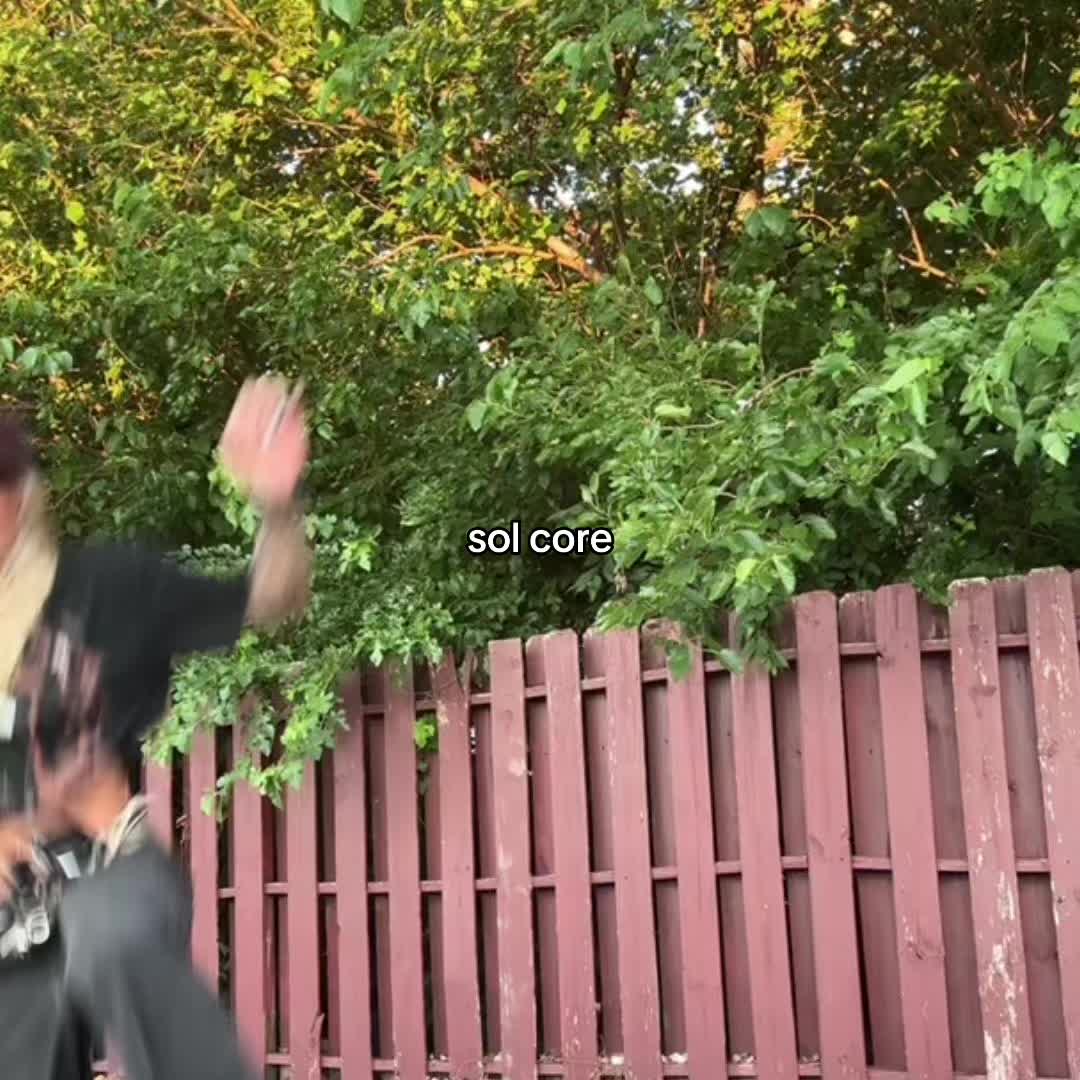 @🌊