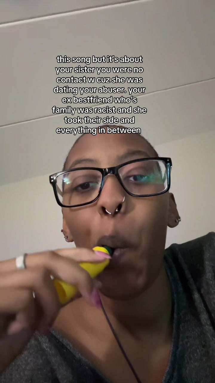 @basicallybetsyblue💙
