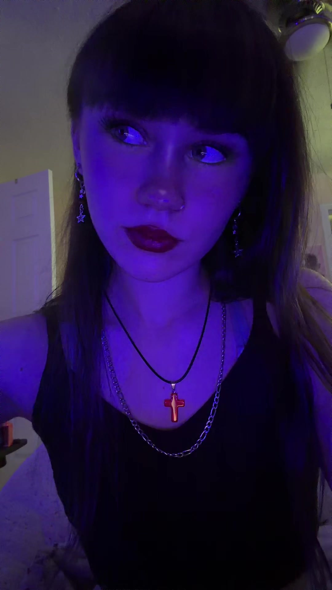 @leoisamenace
