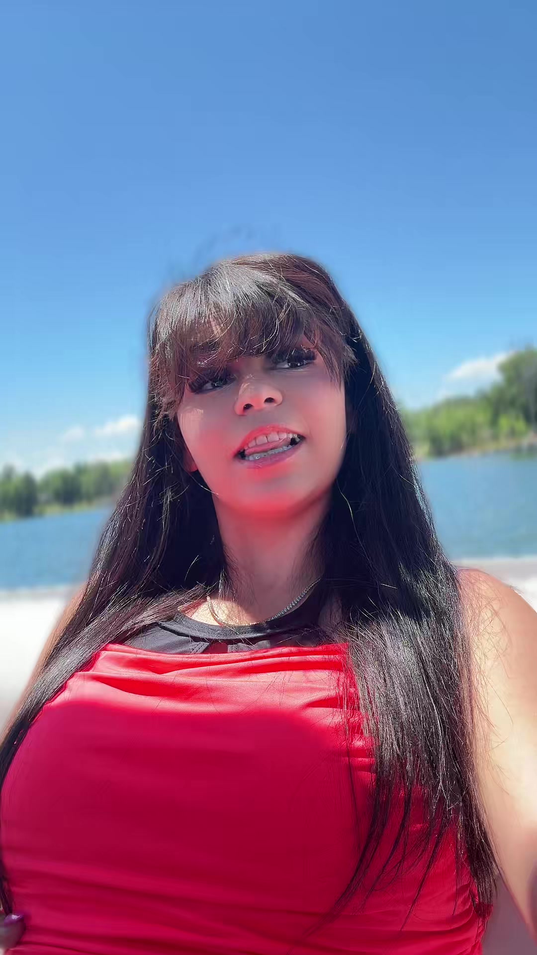 @Desi💫