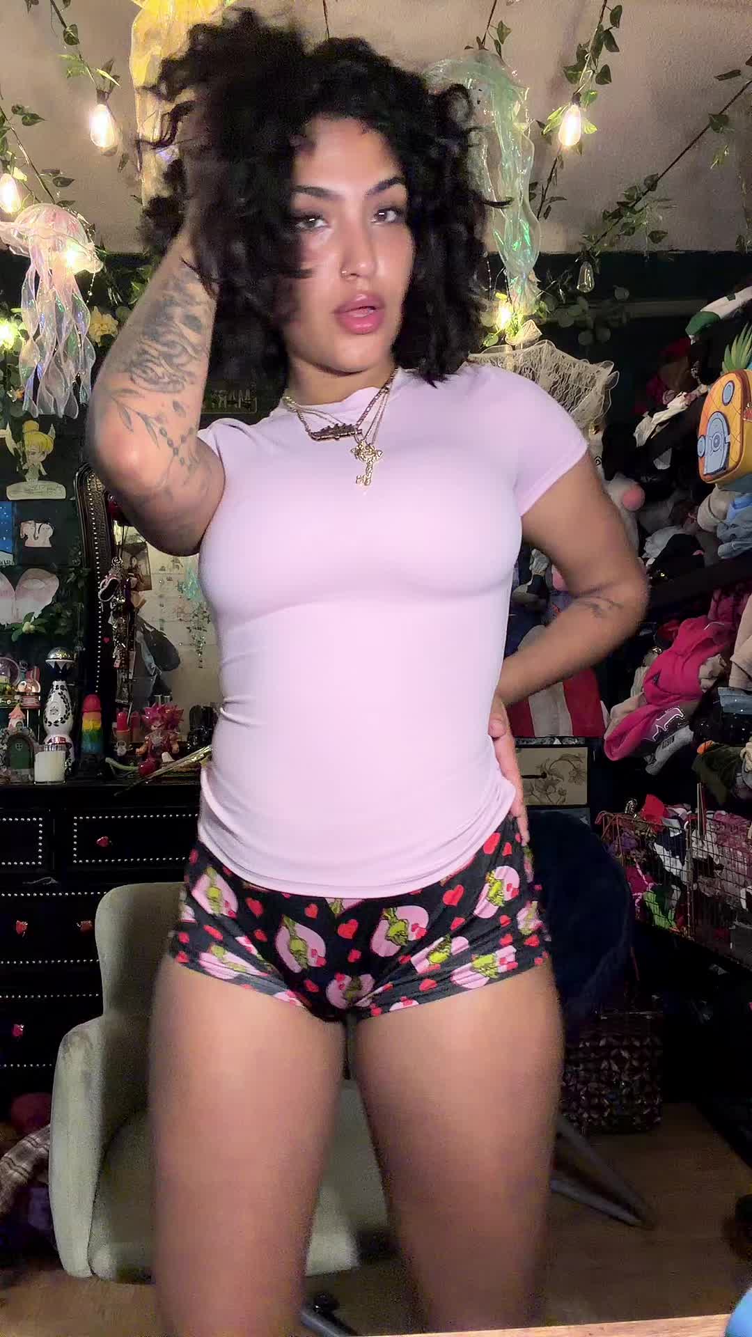 @aniyahalbino
