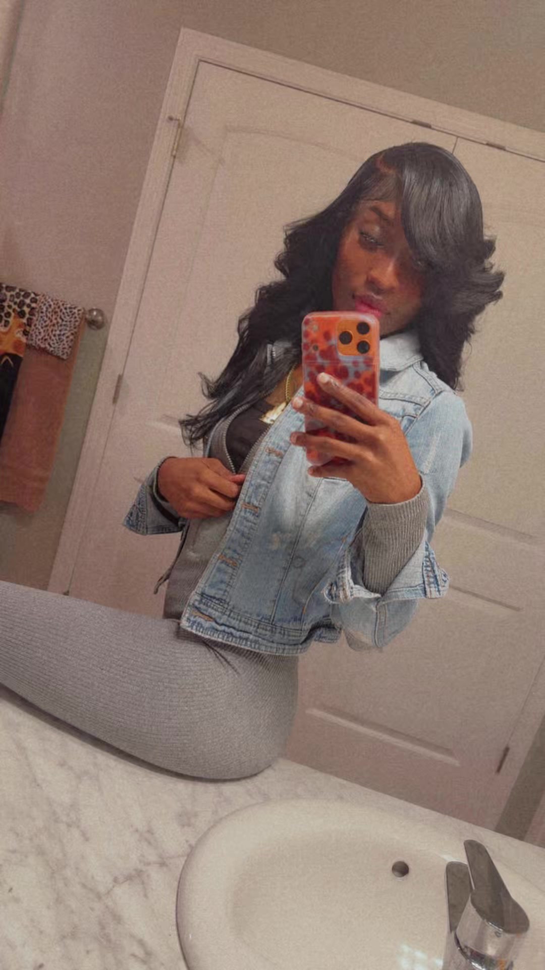 @Ebony Nicole 🍒