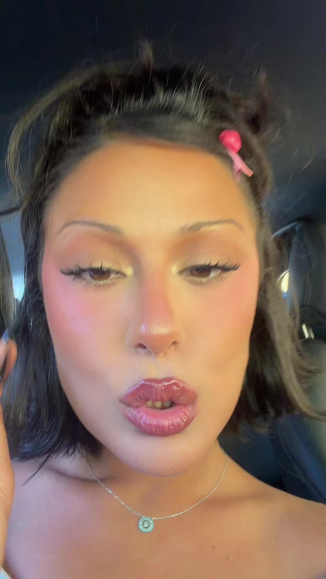 @shanaya