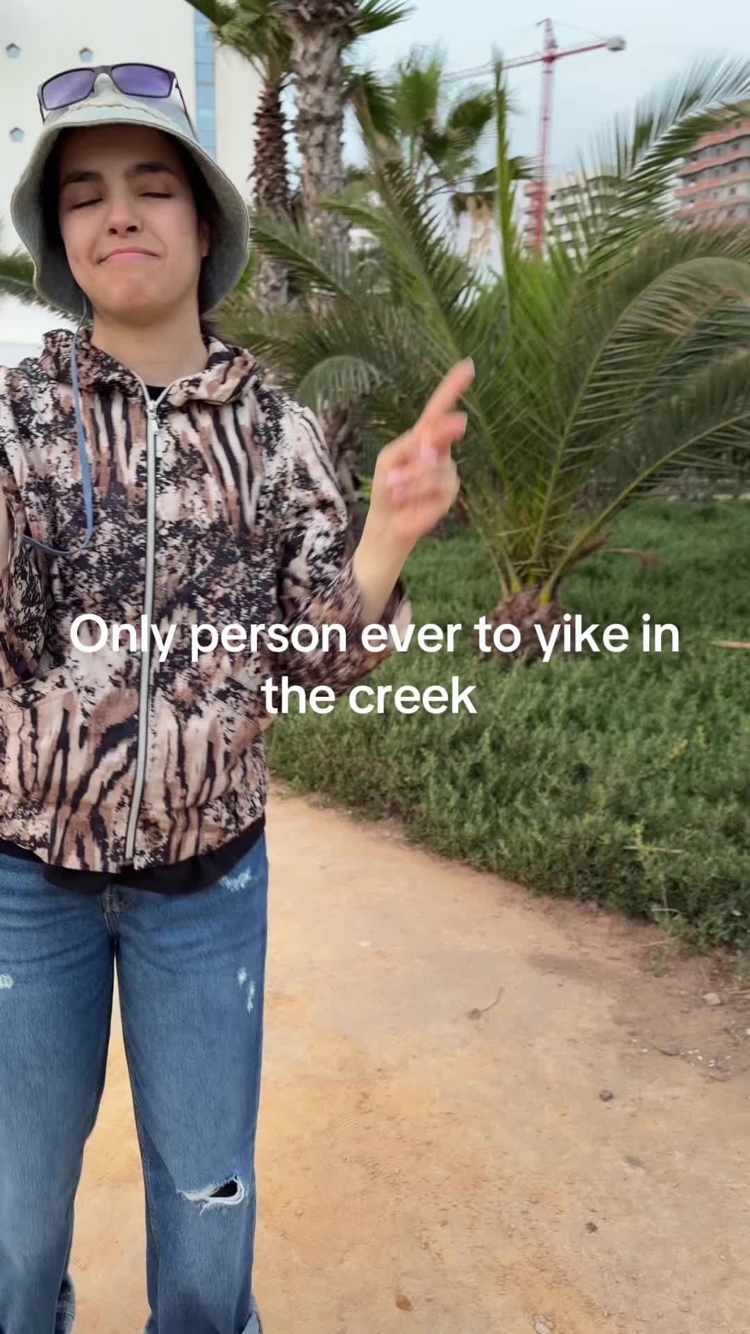 @bellahadid039
