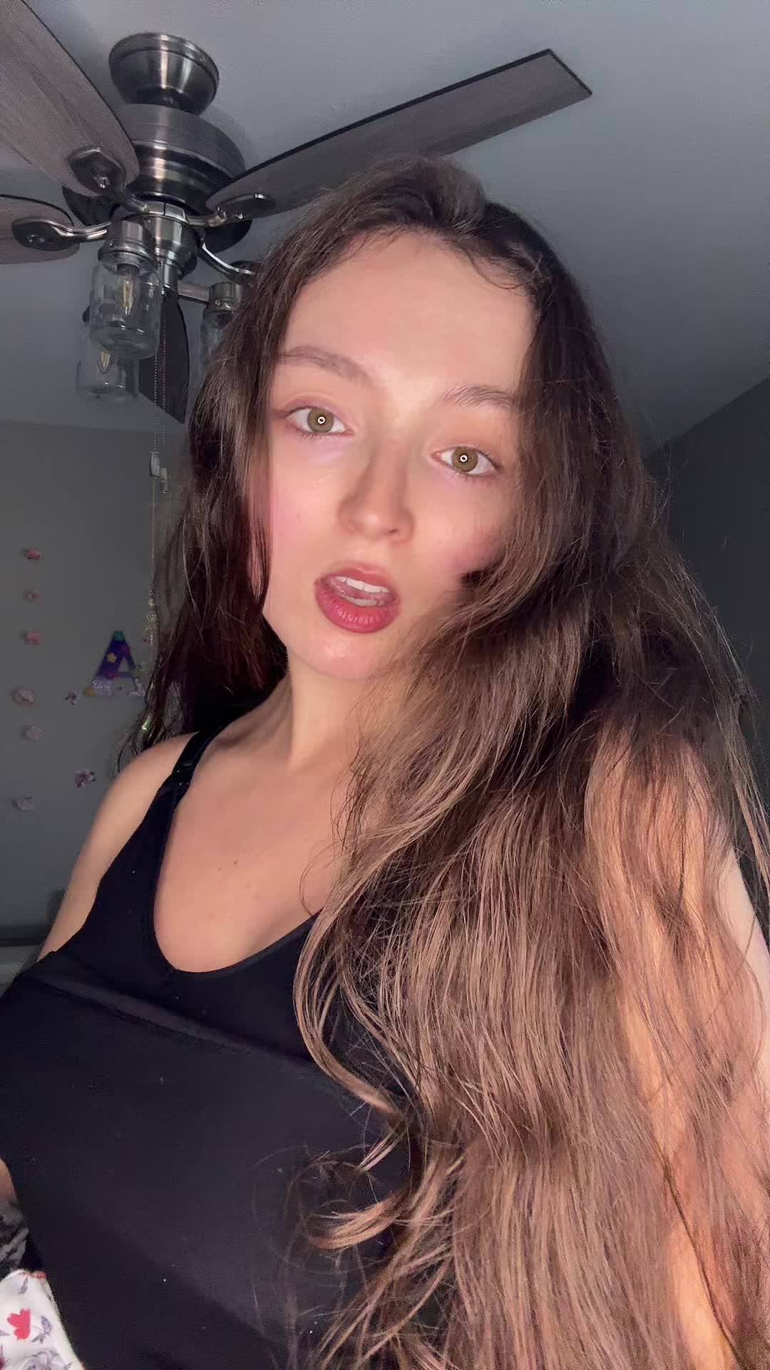 @Карина🇺🇦🇱🇧