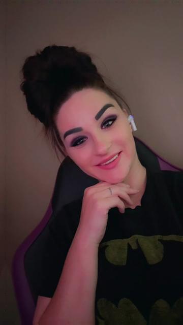 @BunnyJ95💜💜💜💜