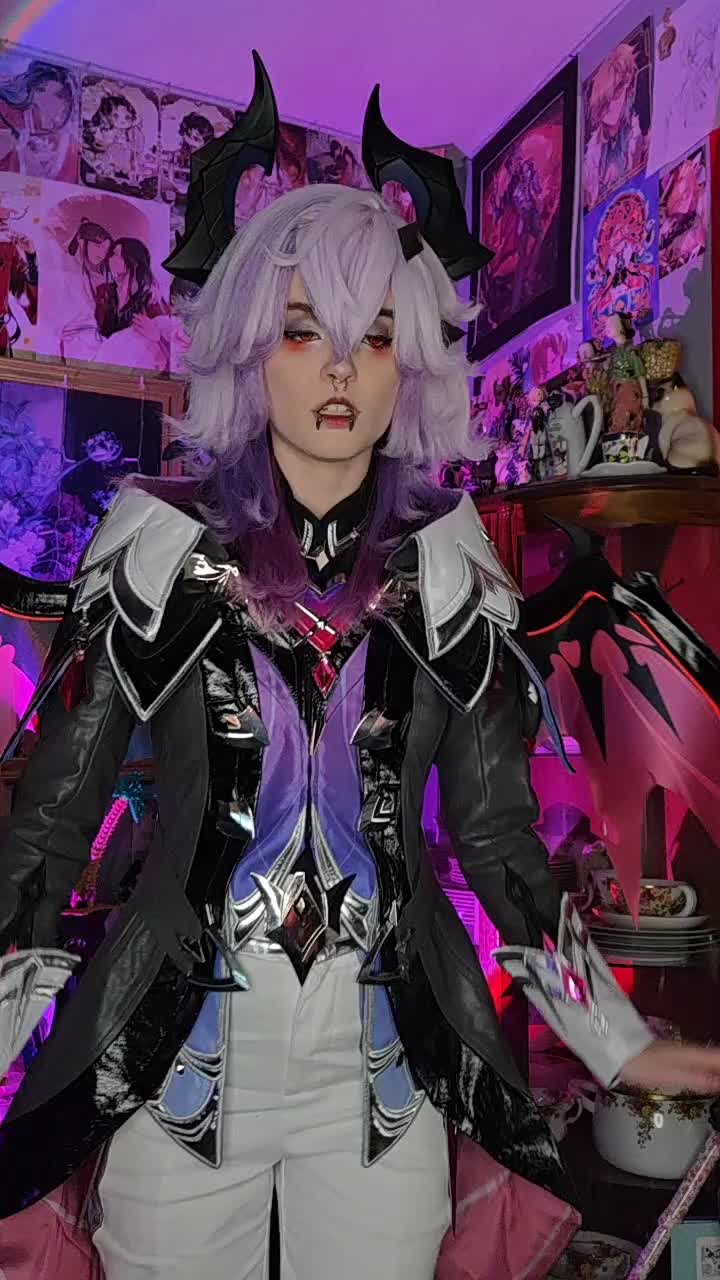 @Trashshark_cosplay 🔜 Ctcon
