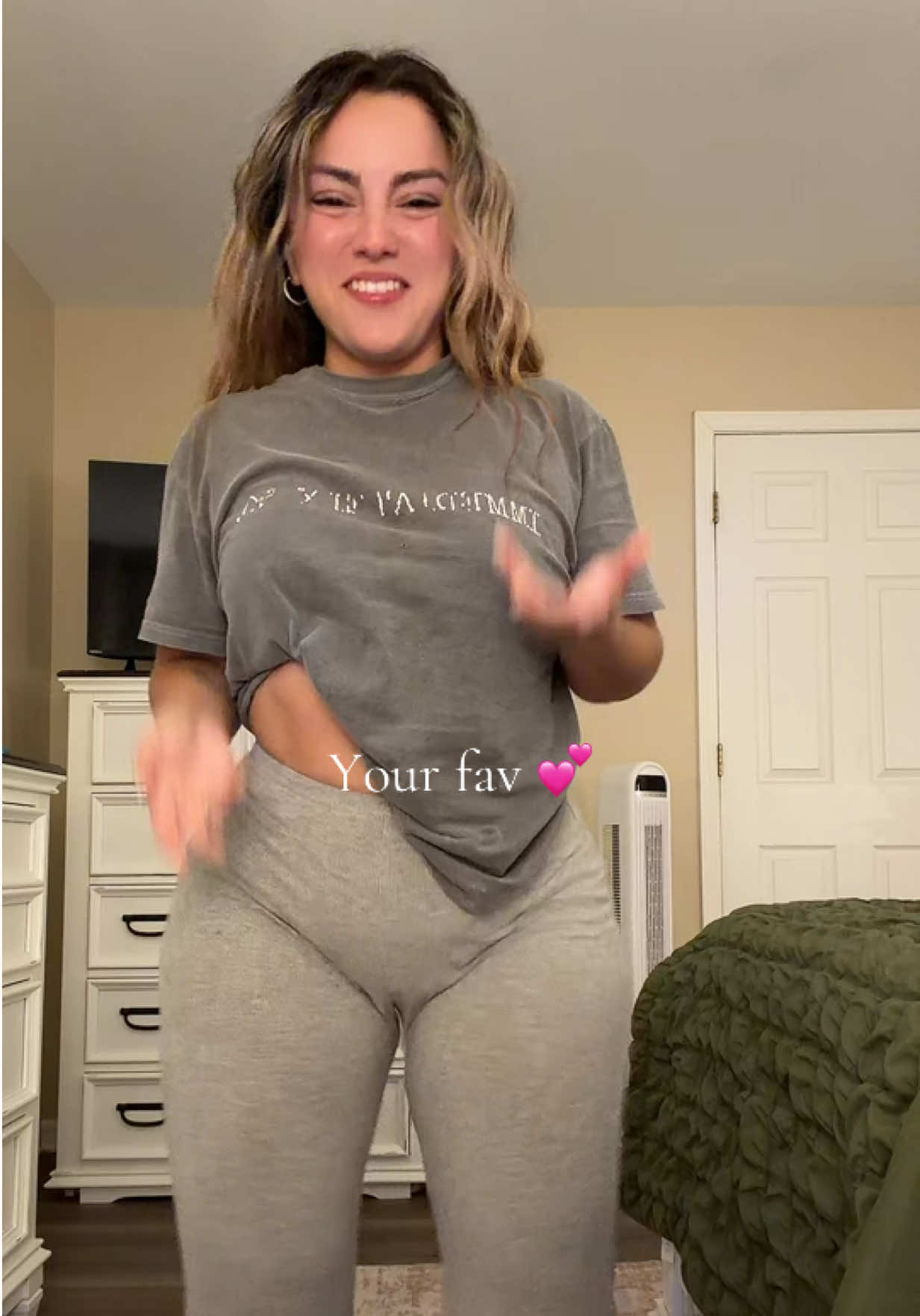 @Lolaa_lovee