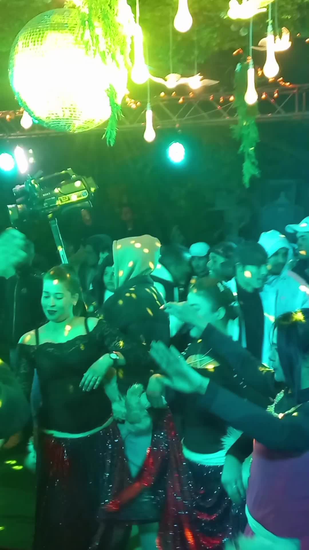 @✨️𝔼ℝℝ𝕆𝕌𝔹𝕃𝔸✨️