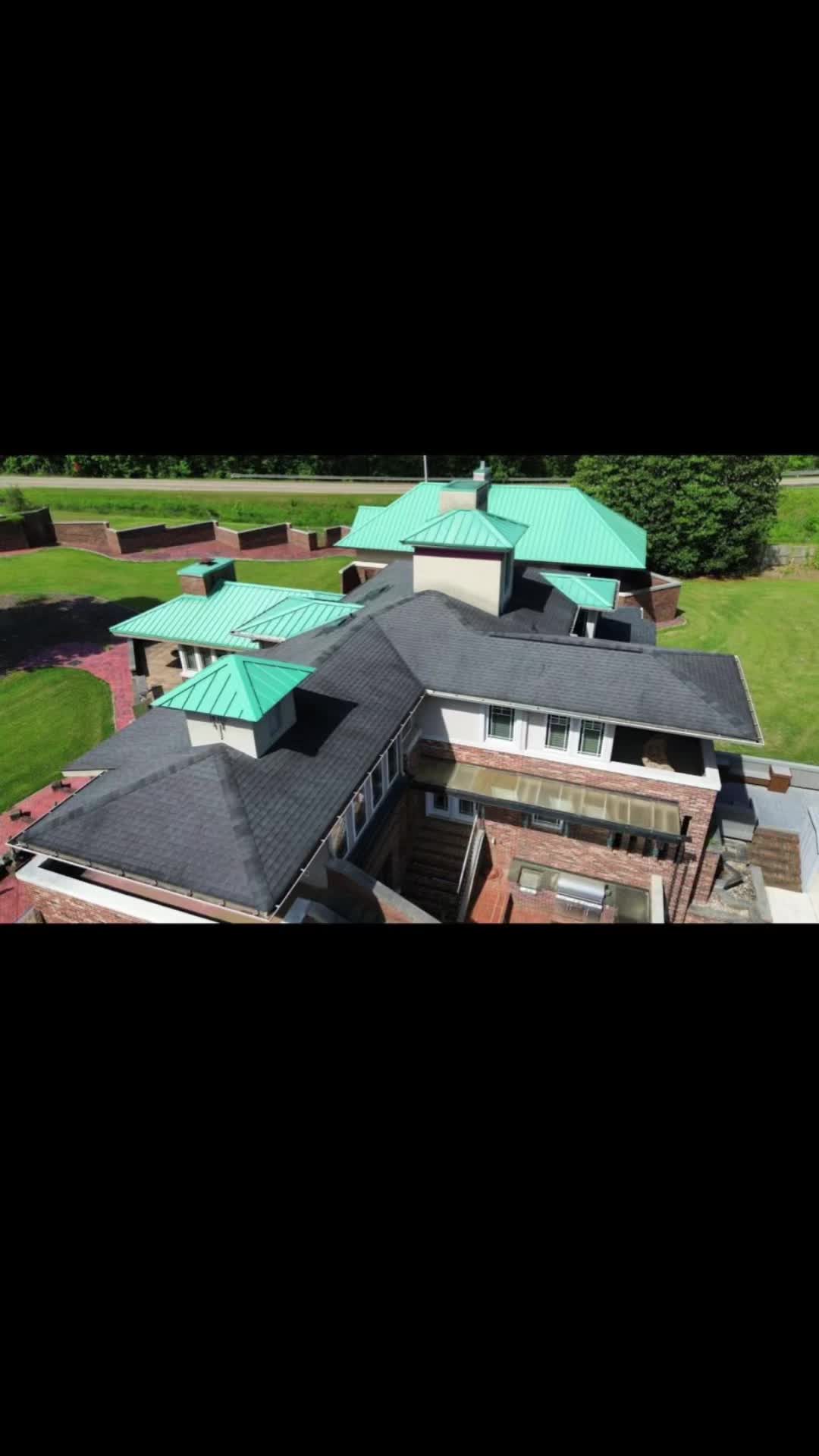 @R&M Roofing construction LLC