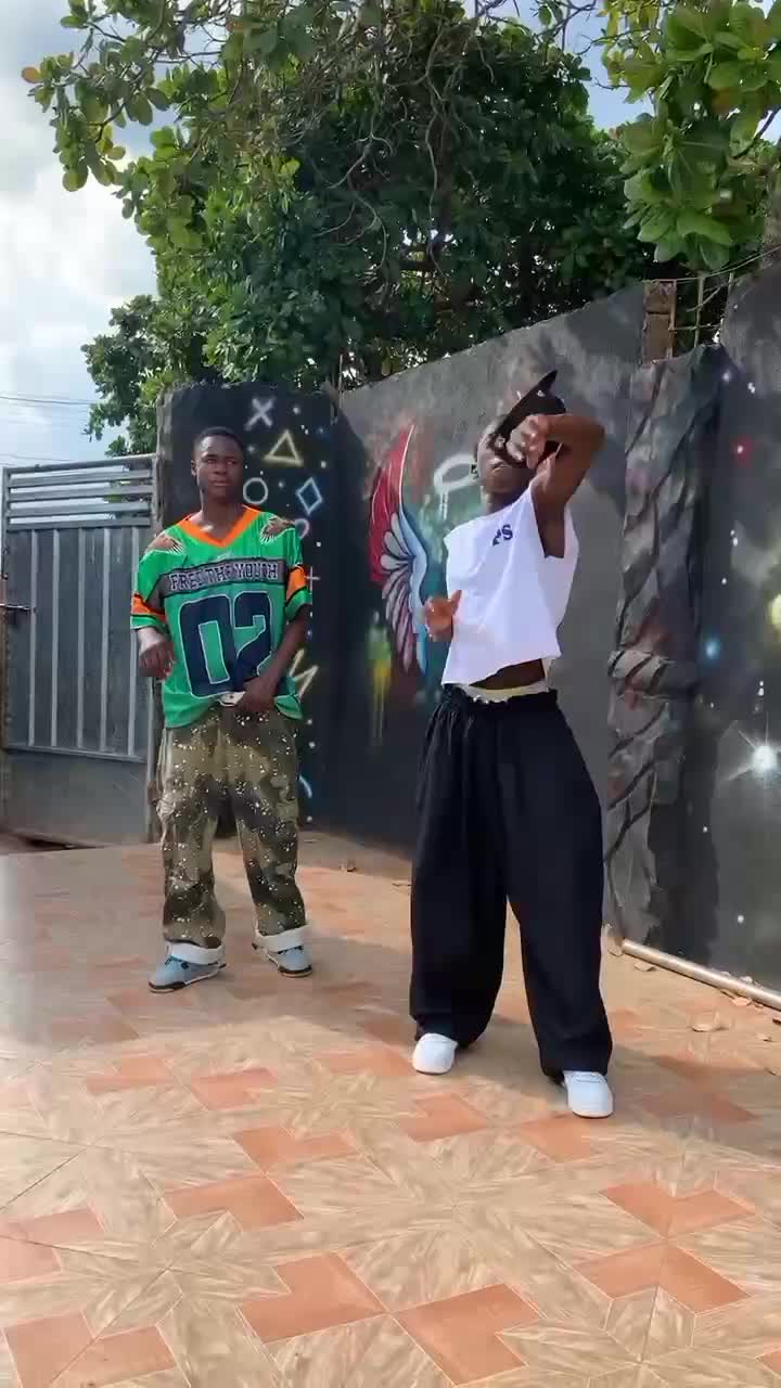 @shino Brown🇬🇭🇳🇬