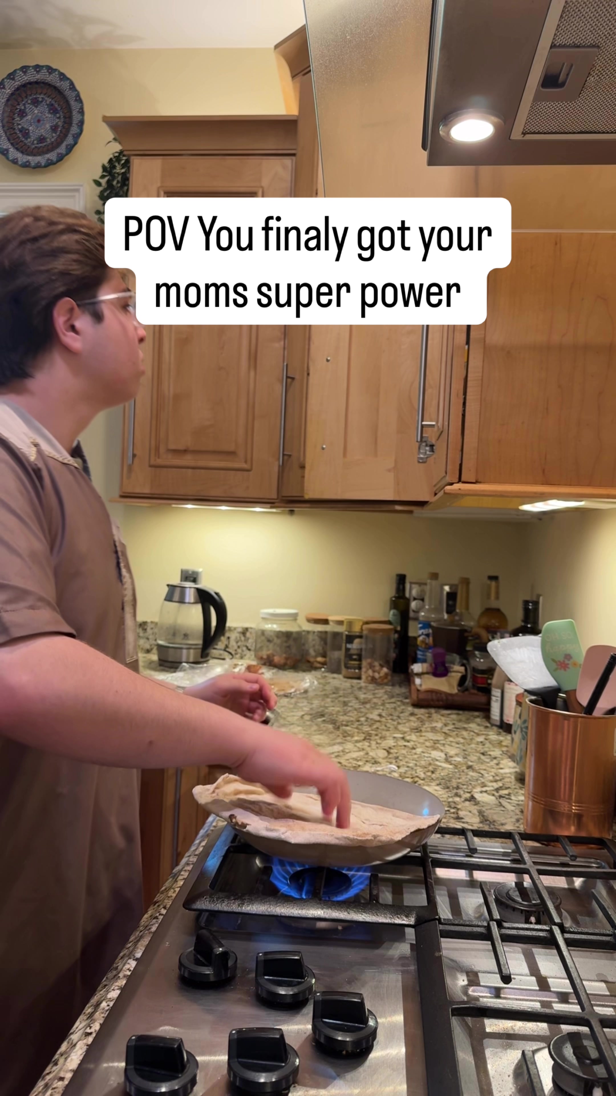 @adoolie_