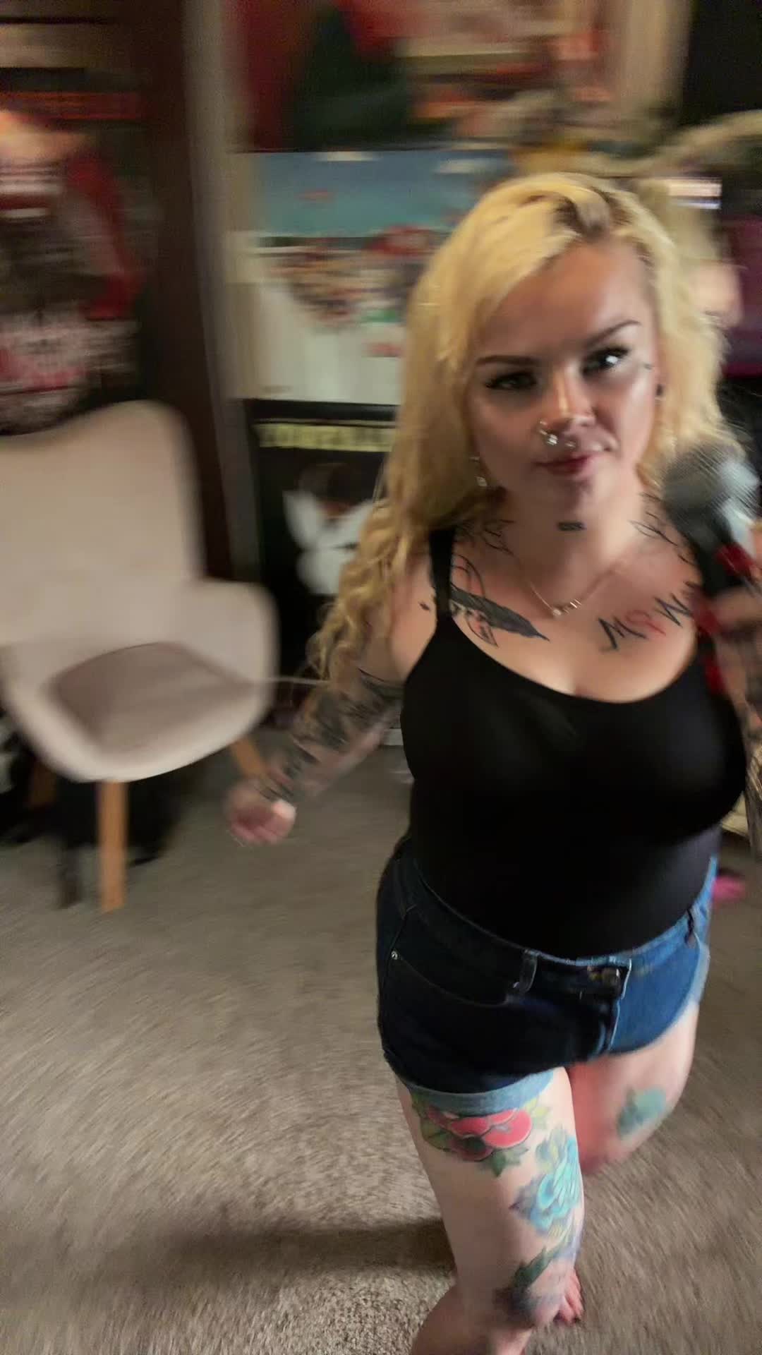 @PinUpBarbie🤍