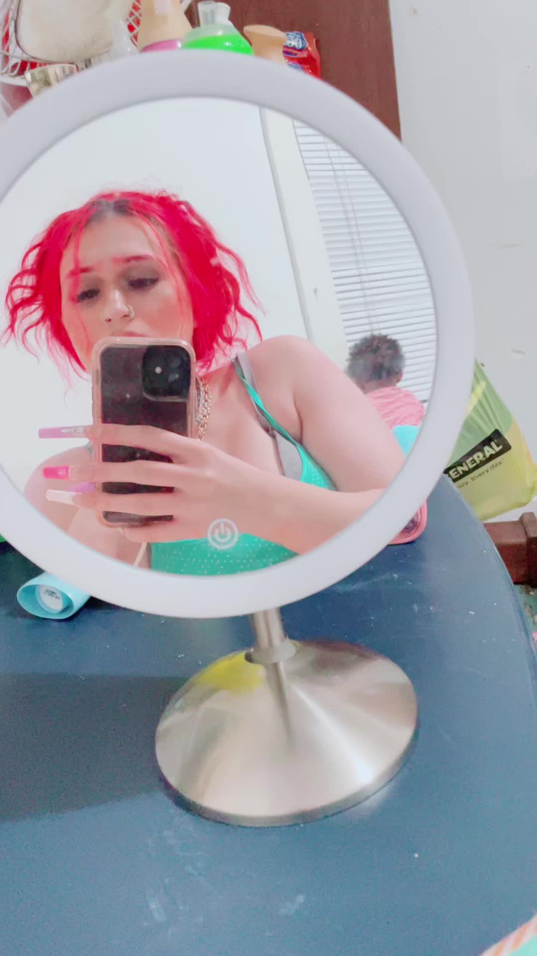 @Rena certifiedCrashout🏳️🌈