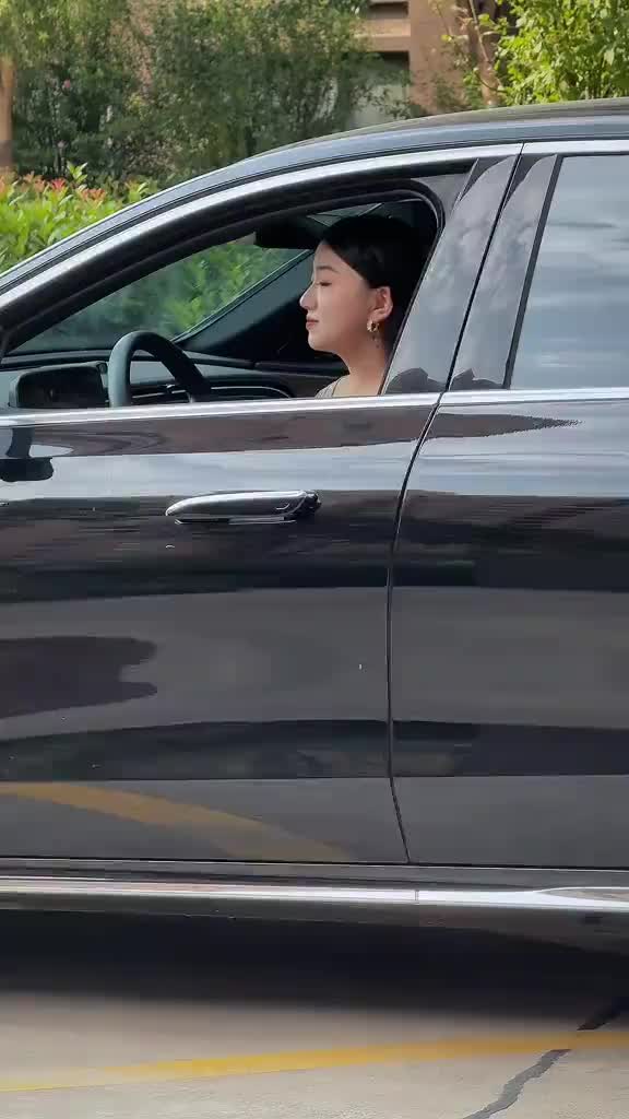 @𝙇𝙀𝙒𝘼𝙉𝙄 𝙅𝙀𝙉𝙉𝙔