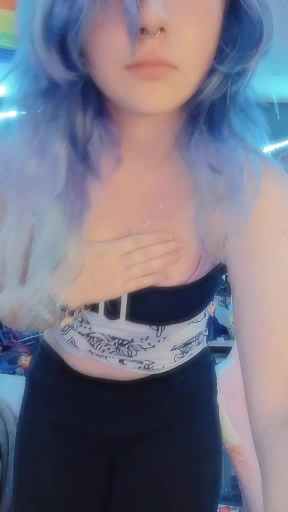 @Lilyyy