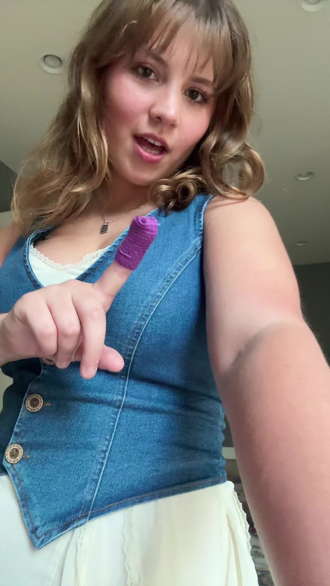 @Ava Claire ๐