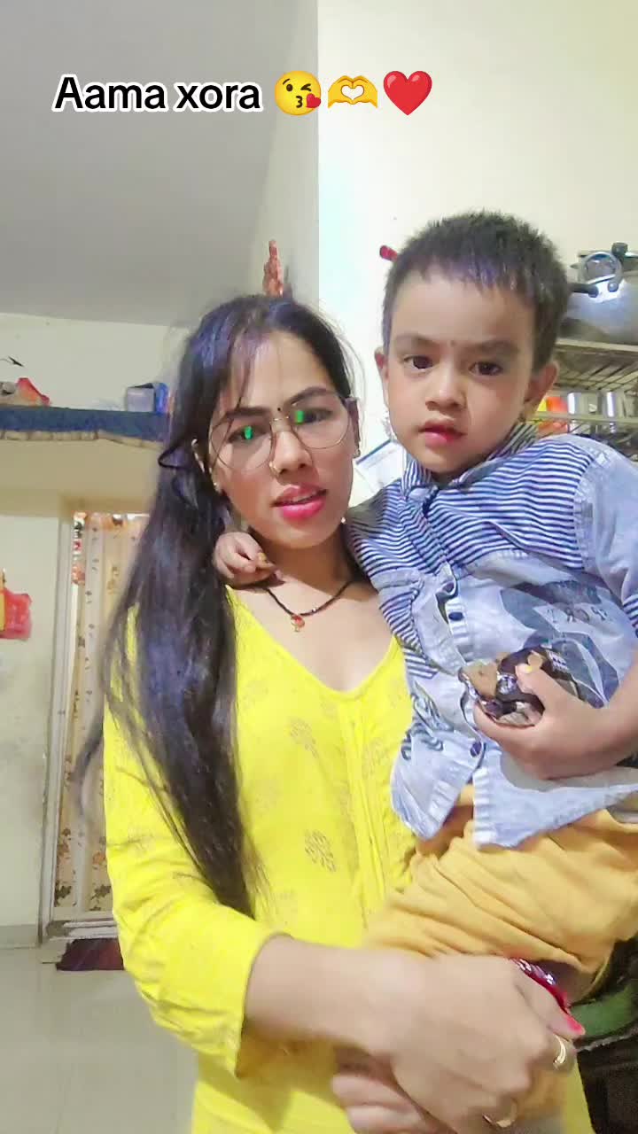 @Aadi & Aayu  Mom 🤗❤️💝