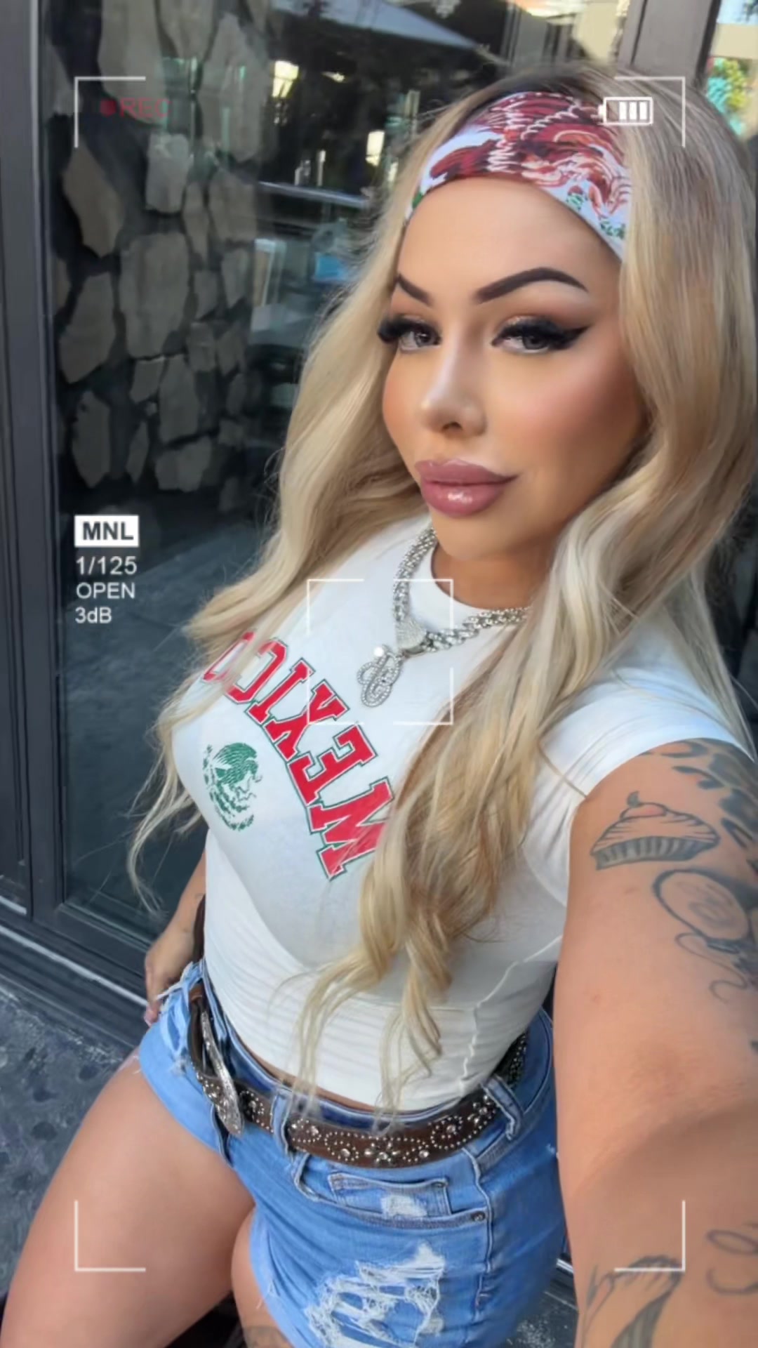 @Clarisa
