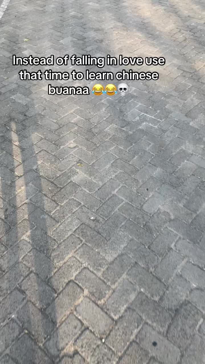 @_𝔪𝔦d𝔞v𝔦&trade;😶&zwj;🌫️