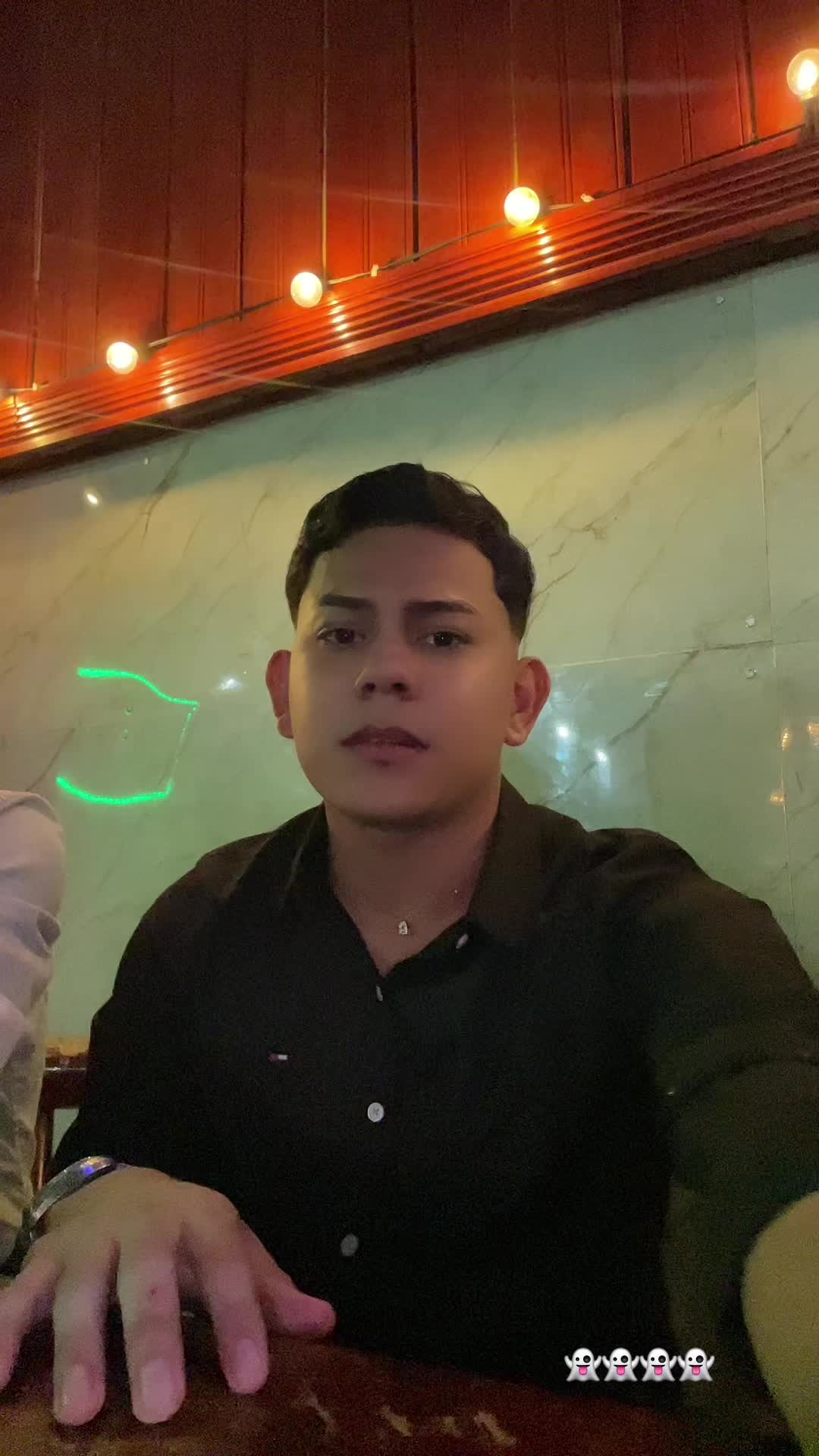 @Luisinho🫦