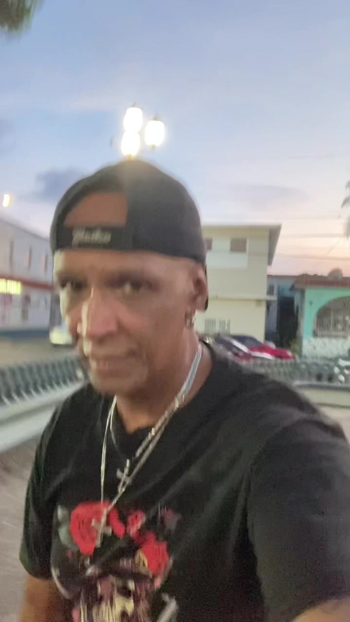 @Fx Delgado ☠️🇵🇷🖤