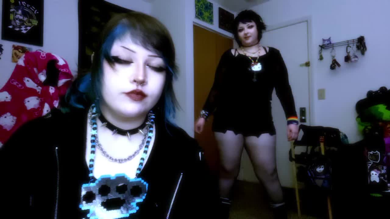 @Shayla🦇