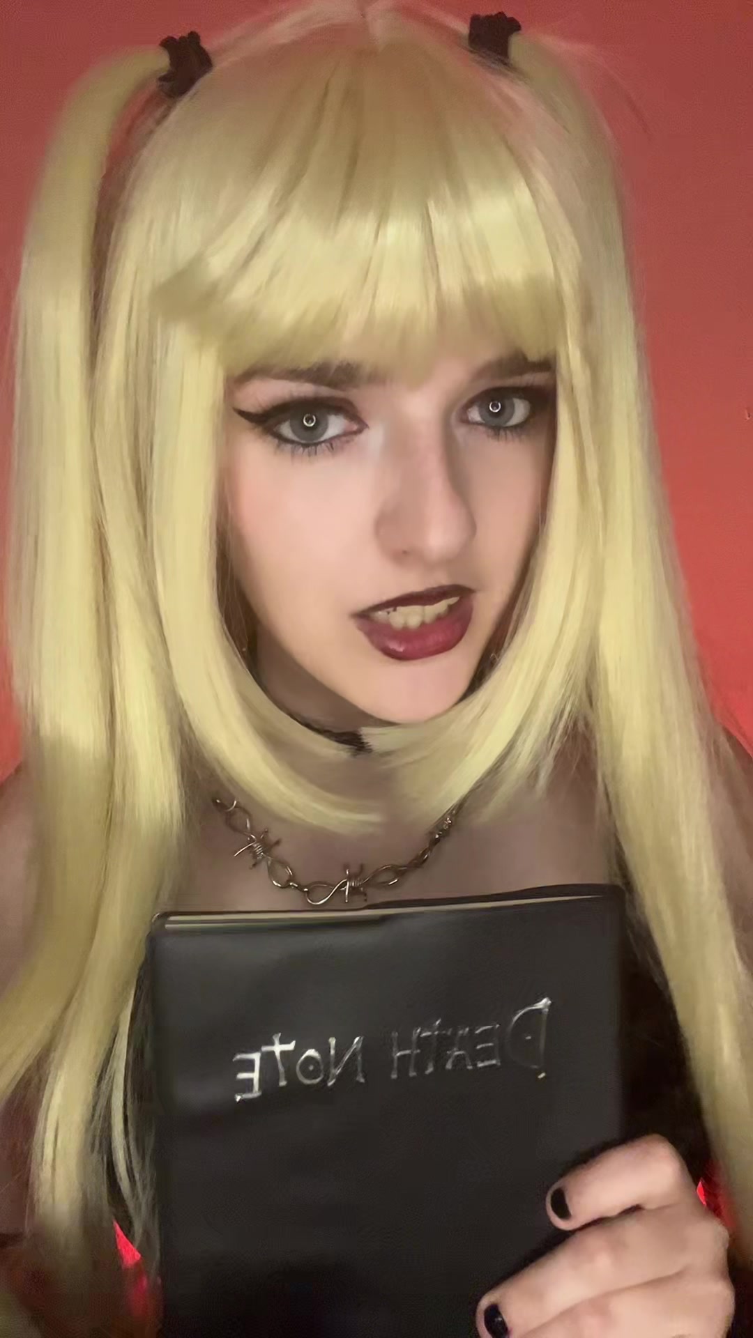 @Elise🧟&zwj;♀️