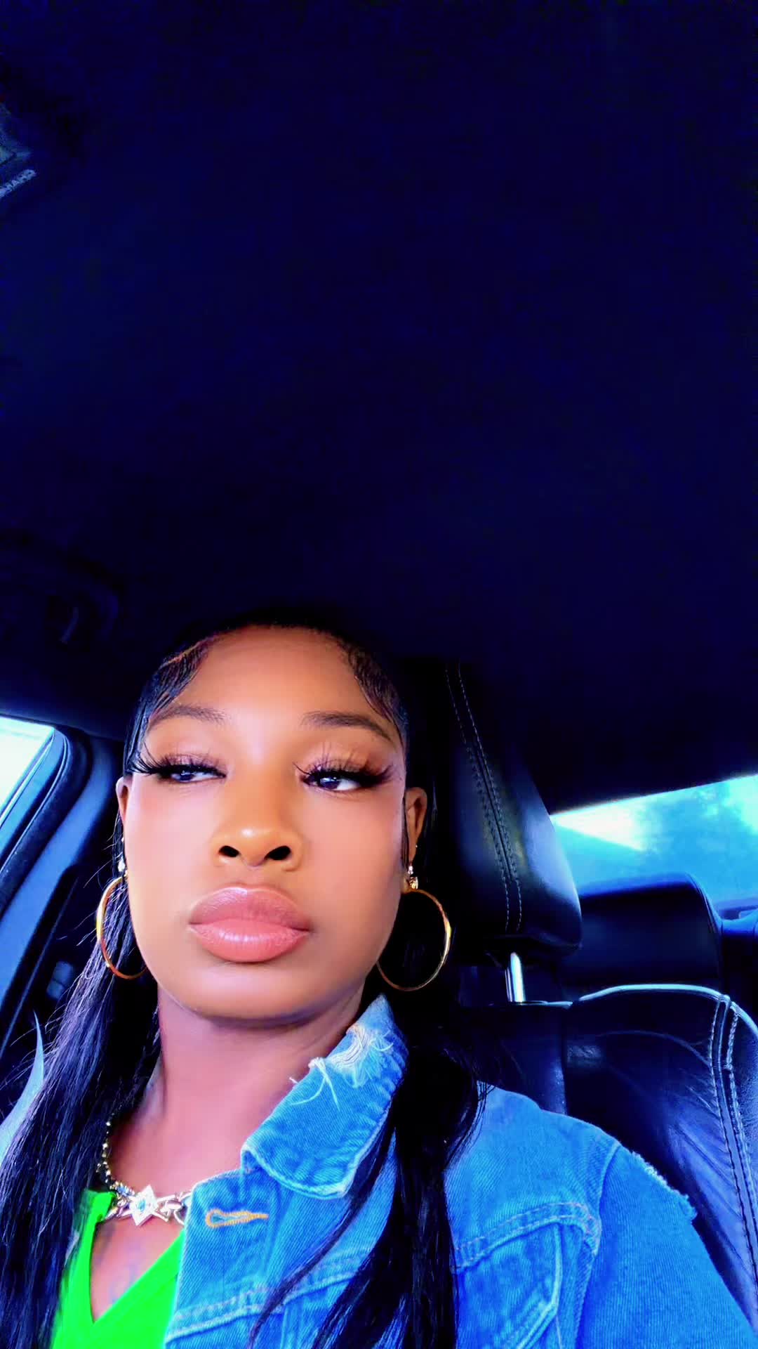 @tha_ch0_sen_1💋