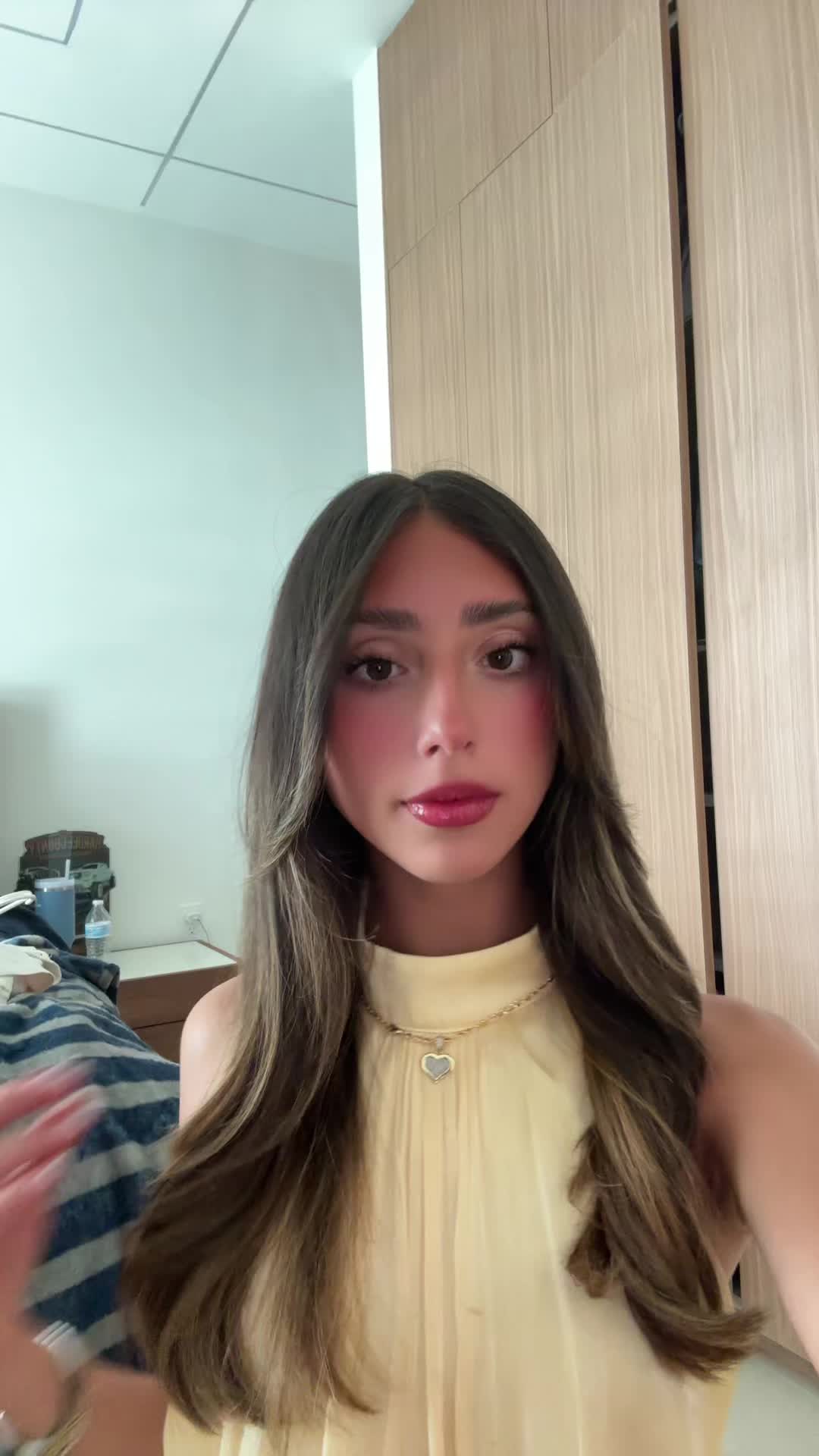 @nicole