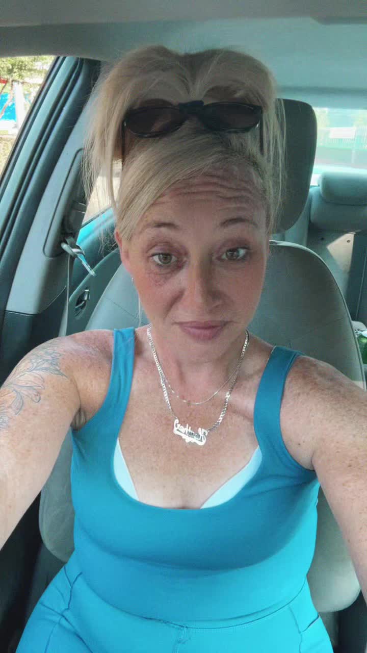 @julydaises