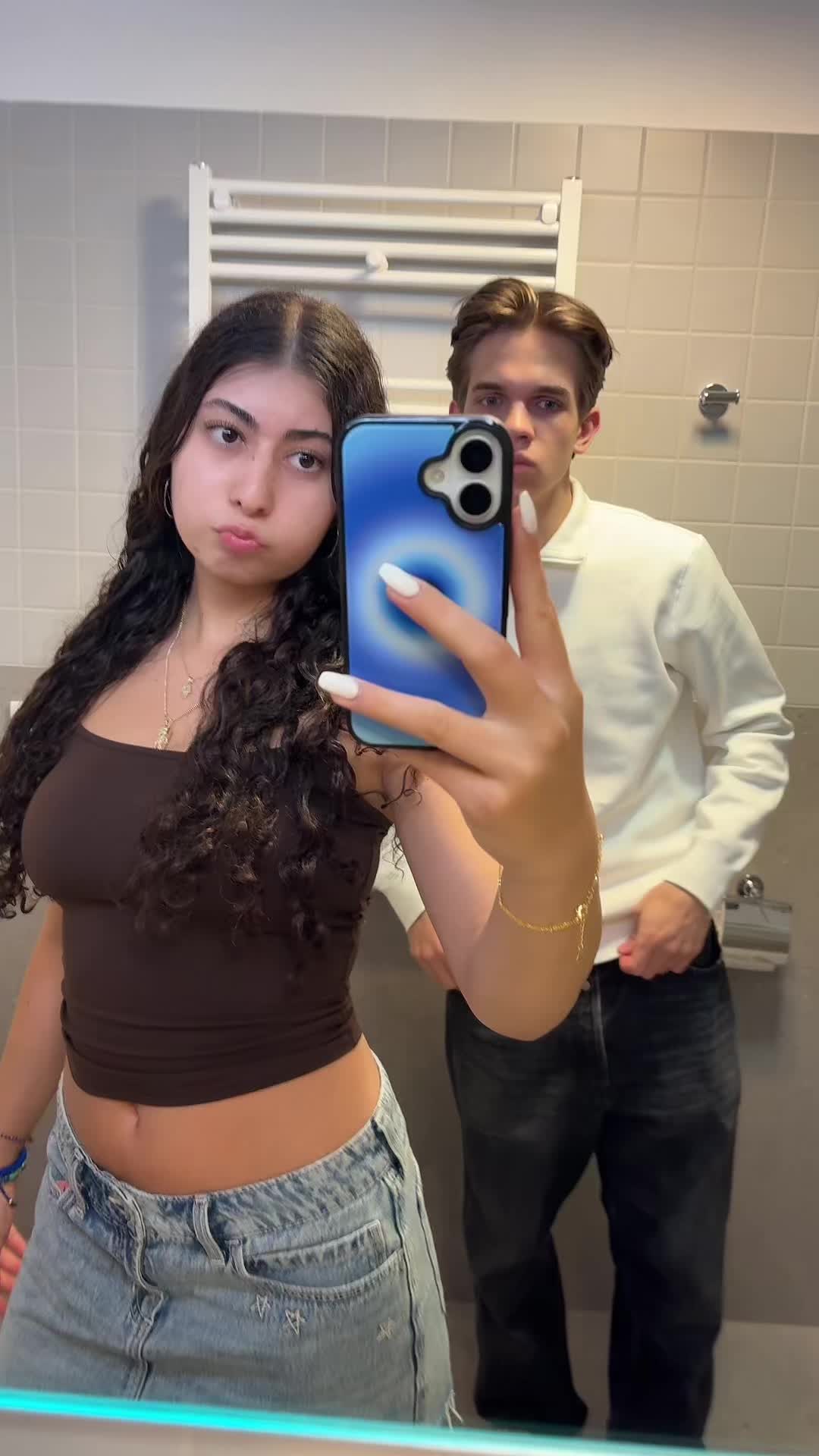 @Ellah