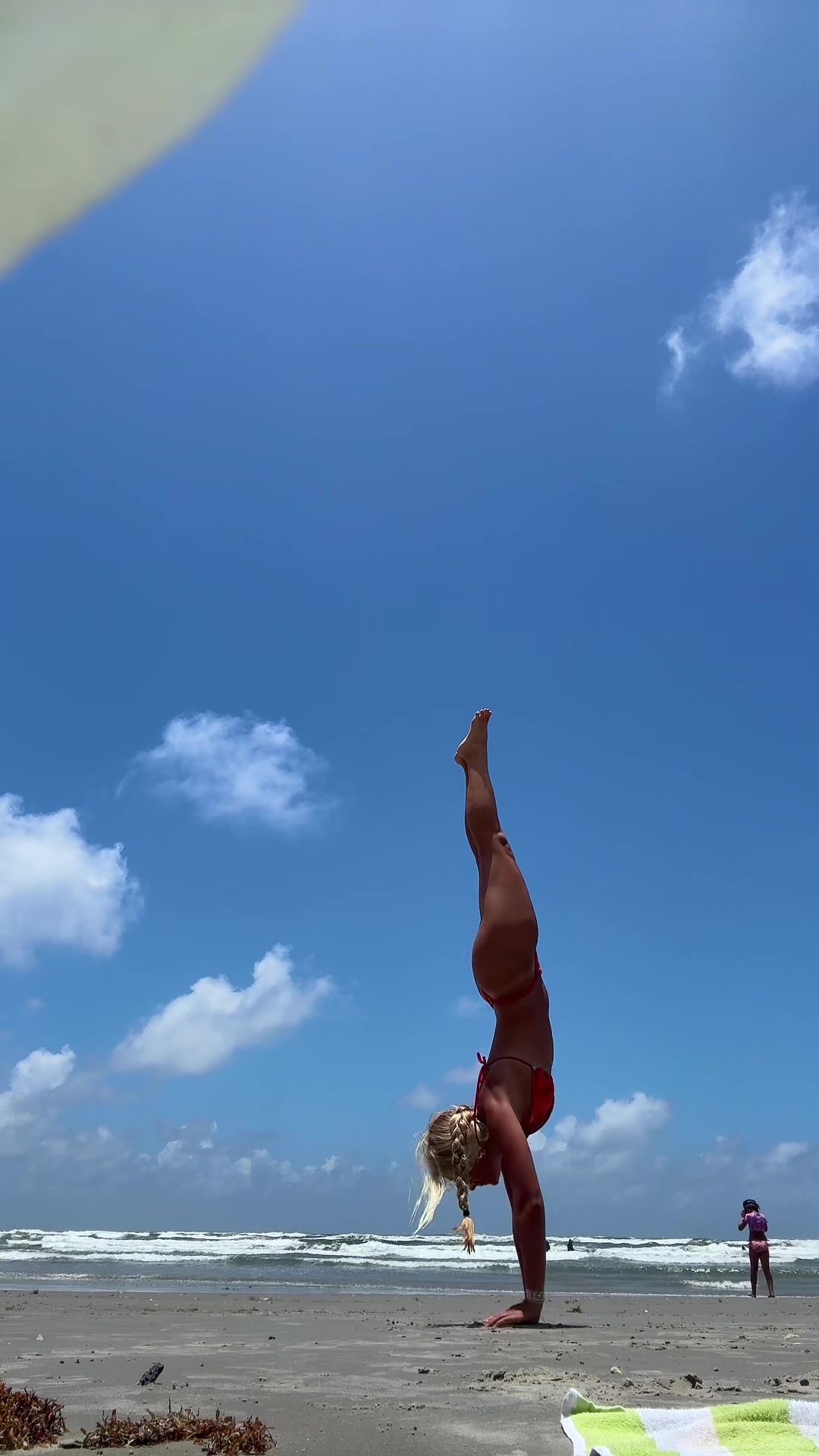 @_whodisdeva_