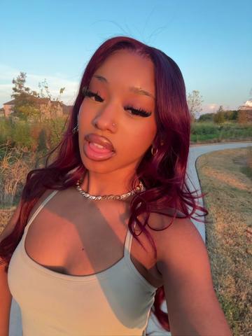@Adaezeeeee
