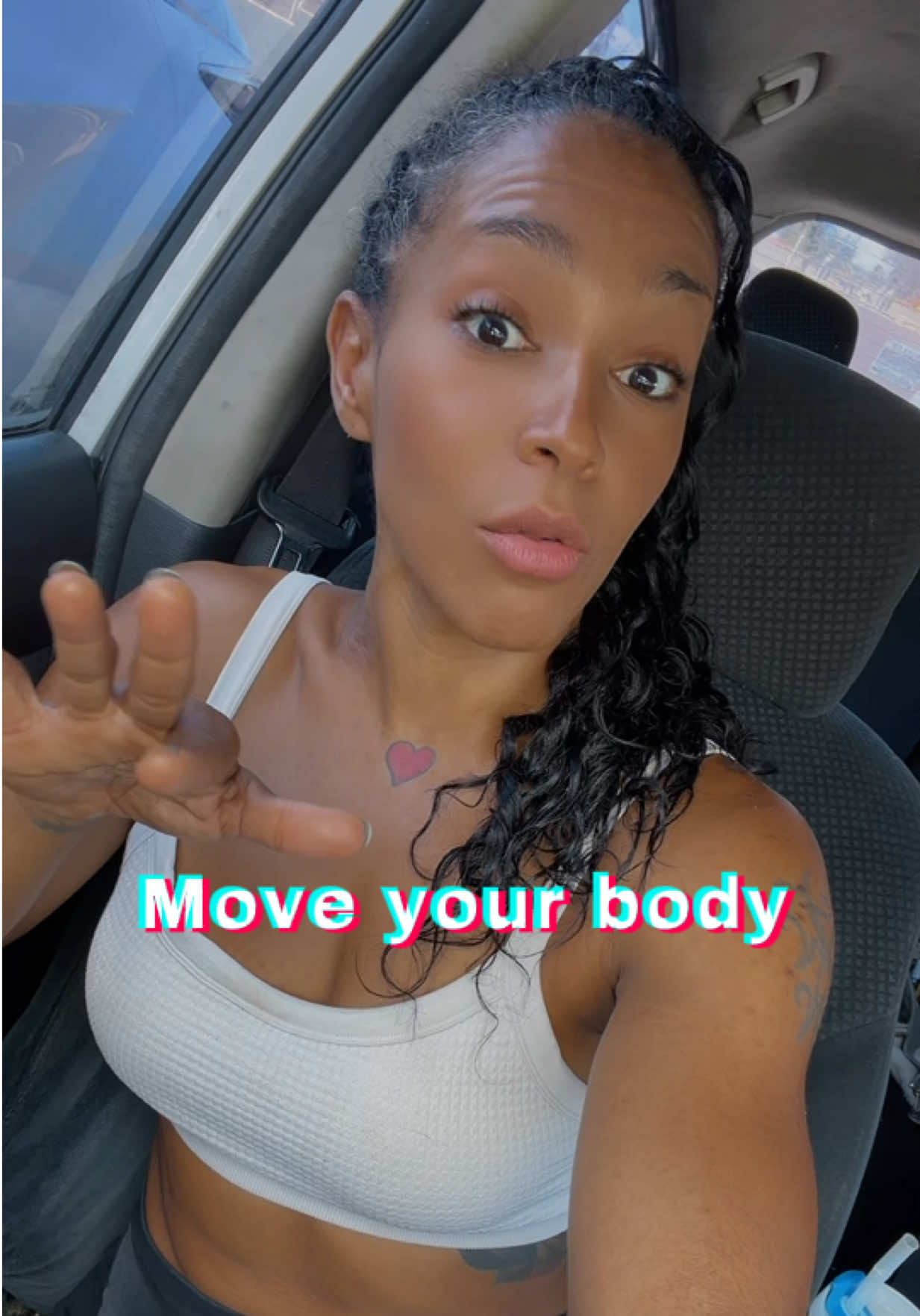 @officiallyjustamina