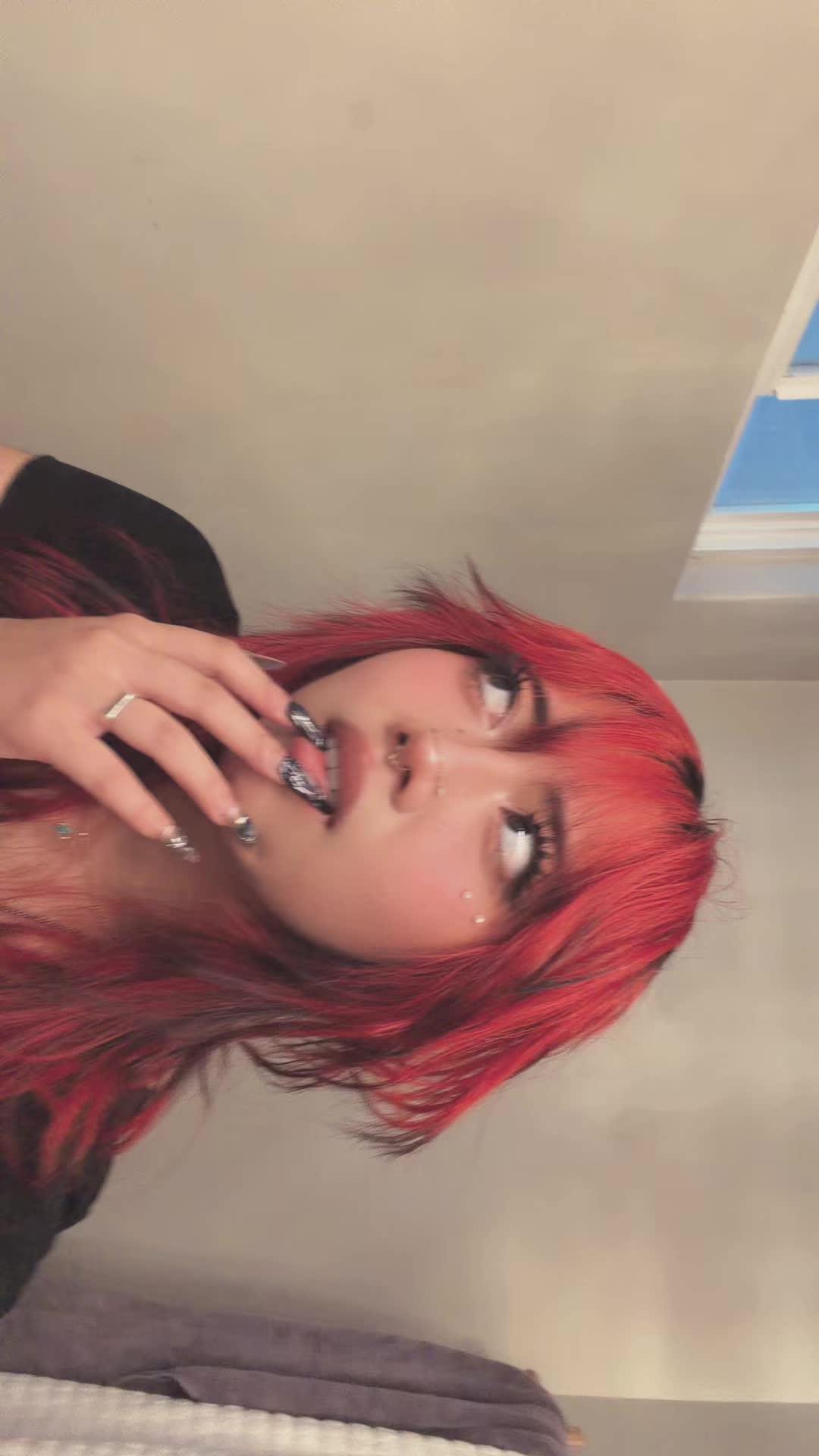 @Vy ✦