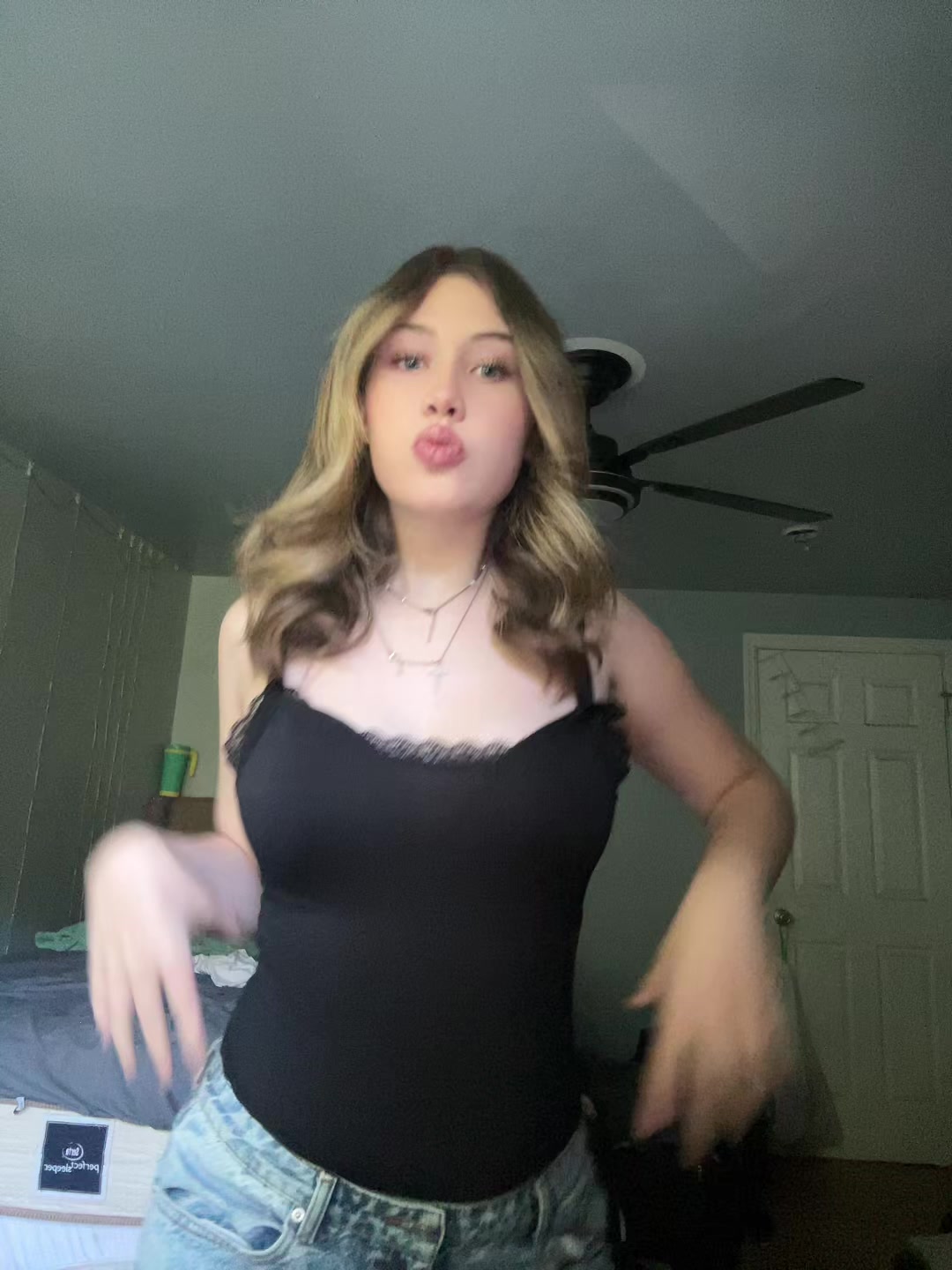 @bellaaa